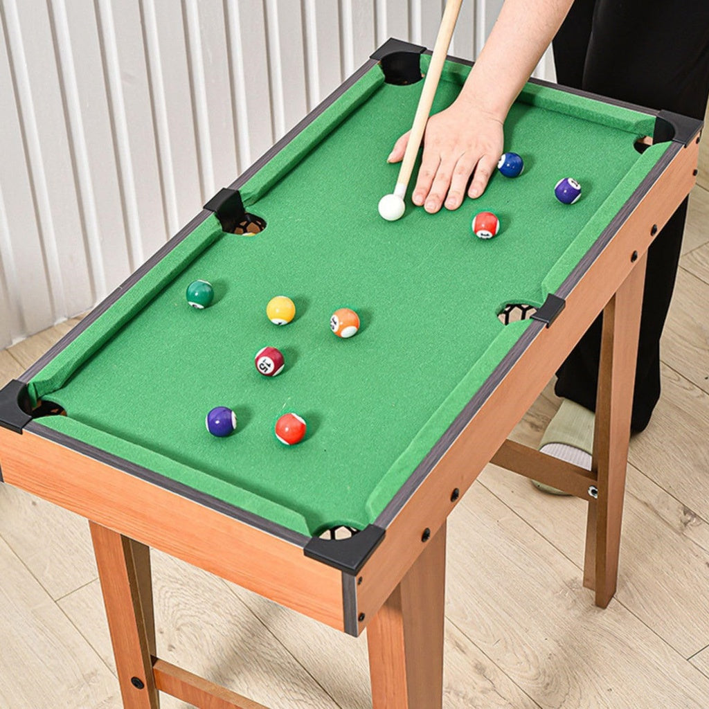 GOMINIMO 69cm Mini Pool Game Table with 2 Sticks (Wooden and Green)